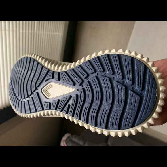 New Steve Madden ROLF sneaker - Mens 9.5 - Picture 2 of 6